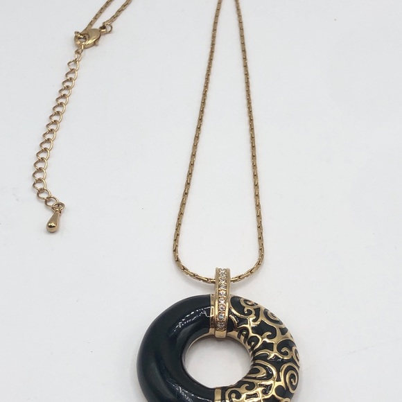 JBK Camrose & Kross Vintage Enamel Necklace - Picture 4 of 5